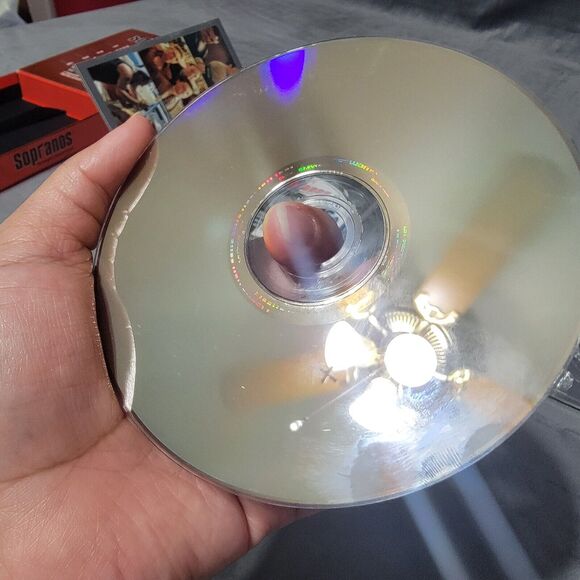 HBO The Sopranos Complete Boxed Set Seasons 1, 2 And 3 Dvd - Picture 12 of 16